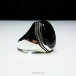 MR0142-Black-Yemeni-Agate-With-Handmade-Silver-Ring